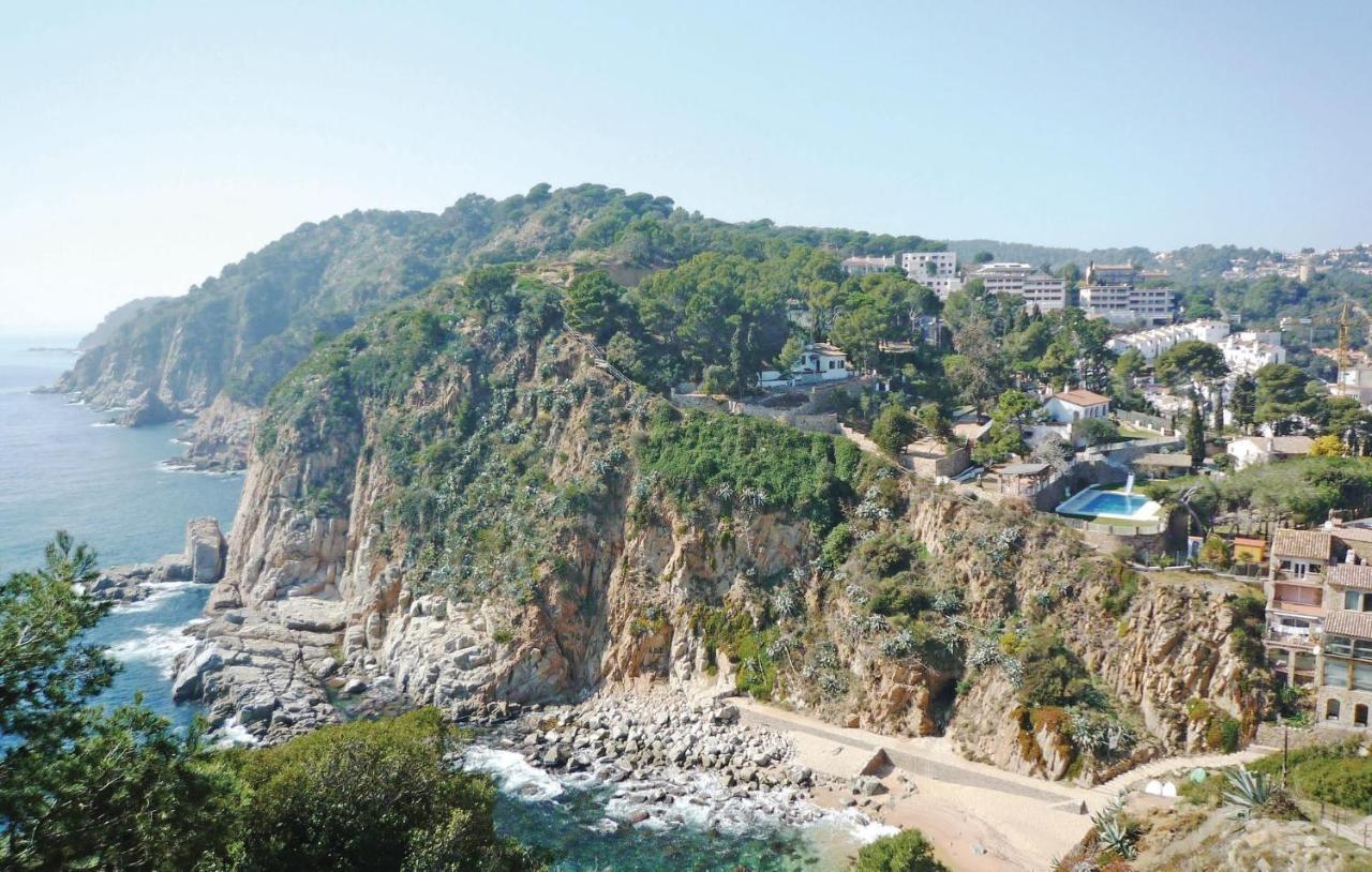 Amazing Apartment In Tossa De Mar With Wifi Buitenkant foto