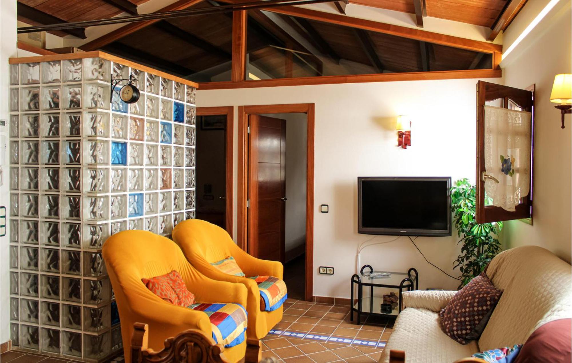 Amazing Apartment In Tossa De Mar With Wifi Buitenkant foto