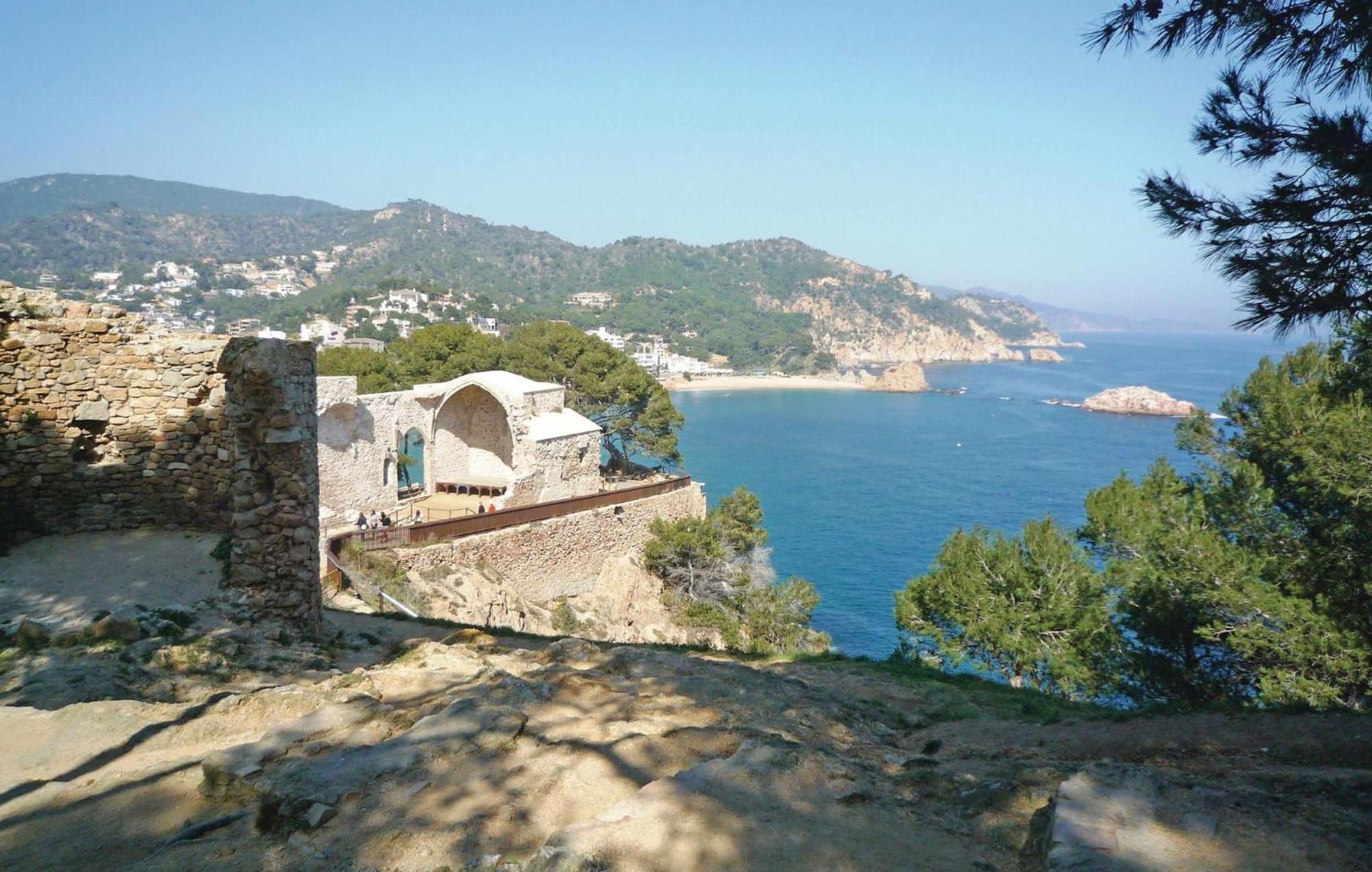 Amazing Apartment In Tossa De Mar With Wifi Buitenkant foto